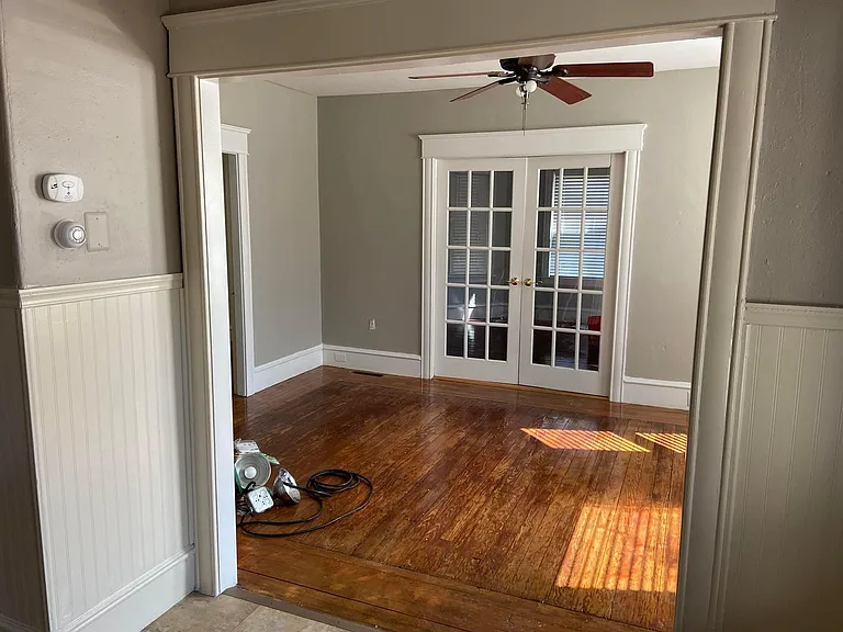 205 McCloskey St #1 — Photo 1