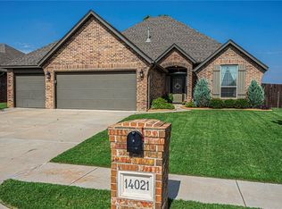 14021 Drakes Way, Yukon, OK 73099