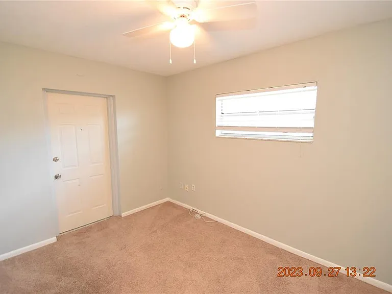 604 Southwood Cv — Photo 40