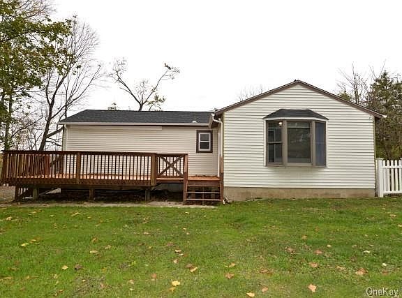 2nd image of 97 Clubhouse Dr
