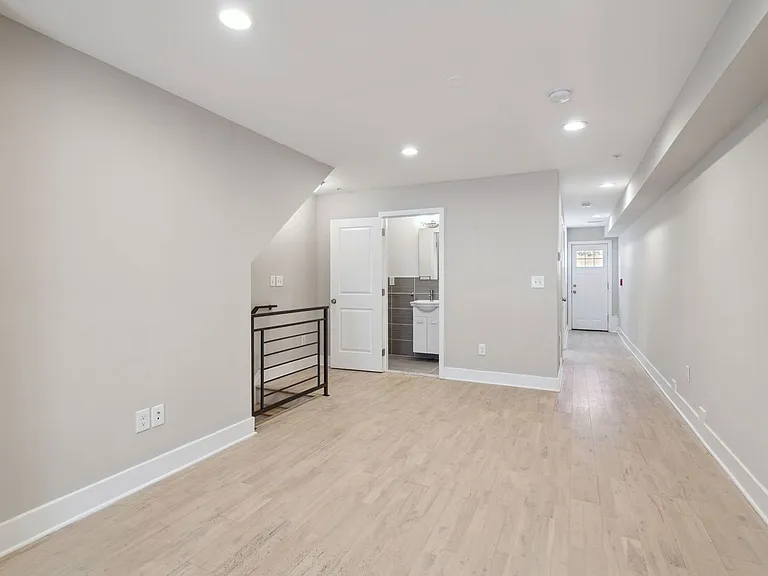 2522 Federal St #1 — Photo 10