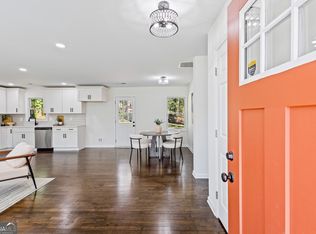 3252 Pinehill Dr, Decatur, GA 30032