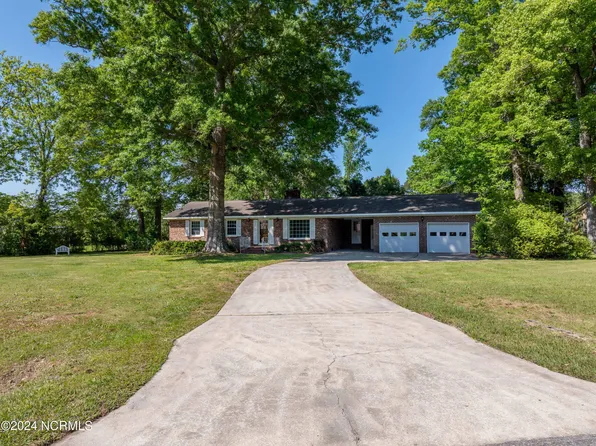 9 Mcarthur Drive, Jacksonville, NC 28546