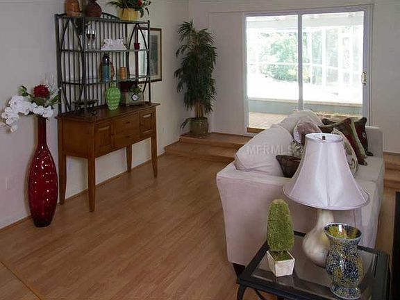 5th image of 1636 Anastasia Way S