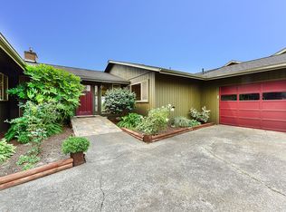 2447 Crestline St, Ferndale, WA 98248