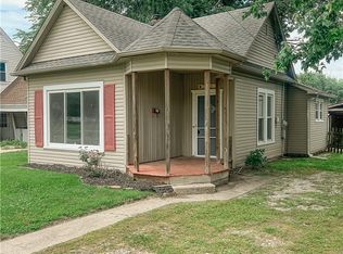 206 E Poplar St, Robinson, IL 62454