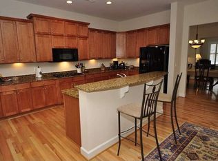 41041 Indigo Pl, Leesburg, VA 20175
