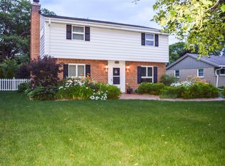 7360 N Mohawk Rd, Fox Pt, WI 53217