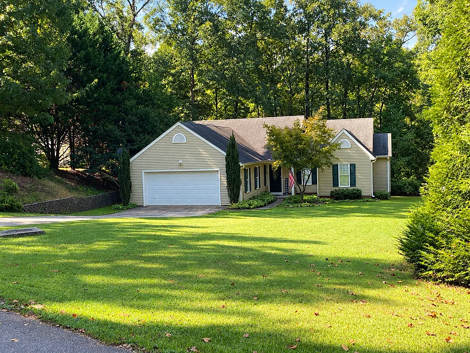 360 W Capewood Ave