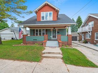 1212 Madison St, Manitowoc, WI 54220
