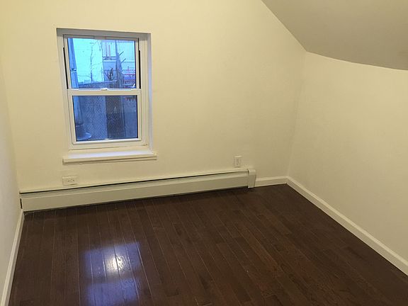 4th image of 3 Wygant Pl