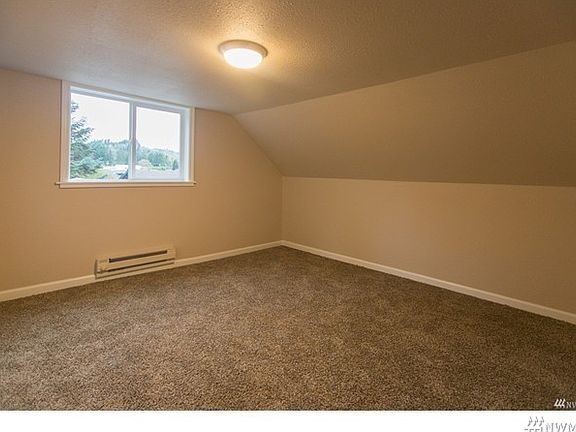 5th image of 2607 Eureka Ave