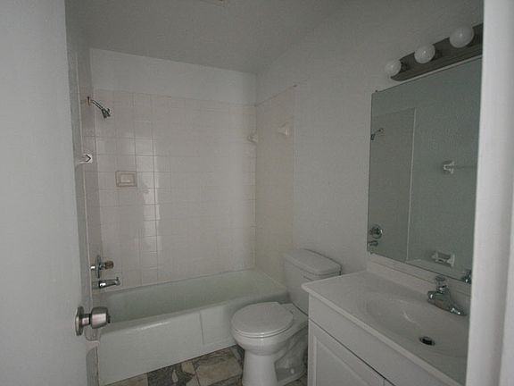 4th image of 1130 N F St