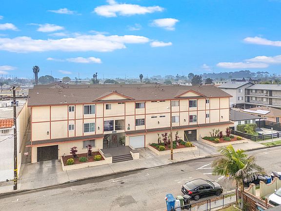 5th image of 4820 W 118th St APT 26