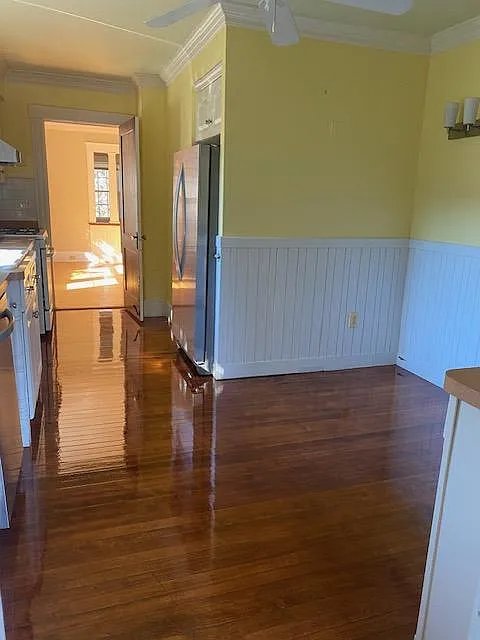 1096 Highland Ave — Photo 4