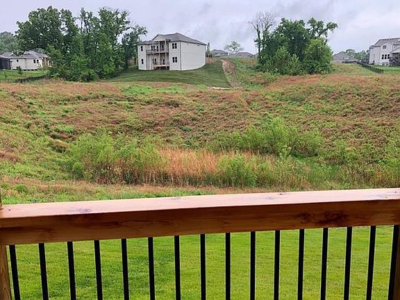 4th image of 9701 Apple Blossom Ln