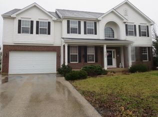 6205 Longford Dr, McHenry, IL 60050