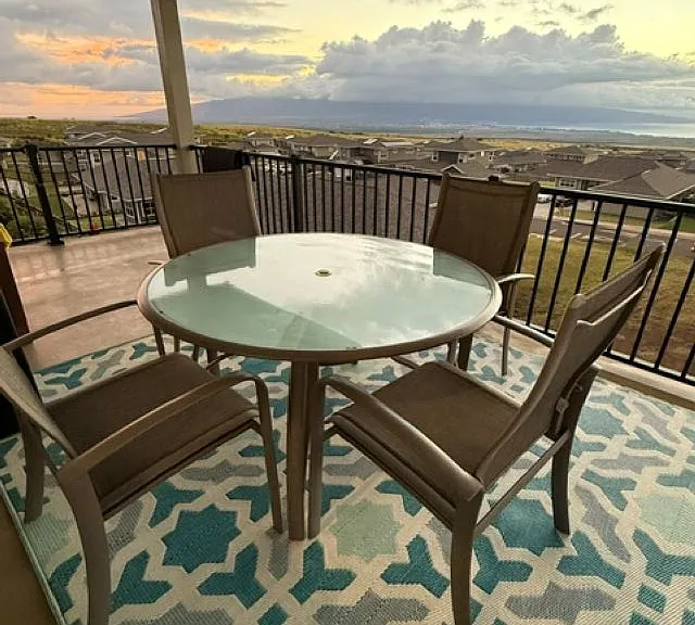73 Poloahilani St — Photo 2