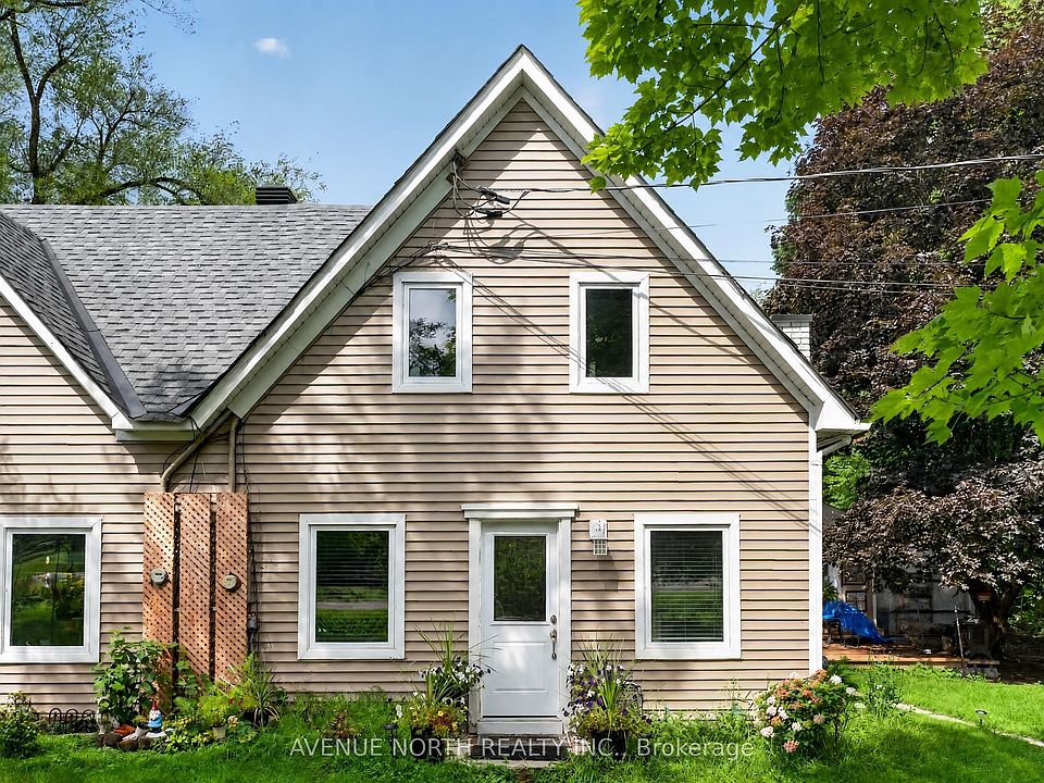 1st image of 2943 Old Montreal Rd