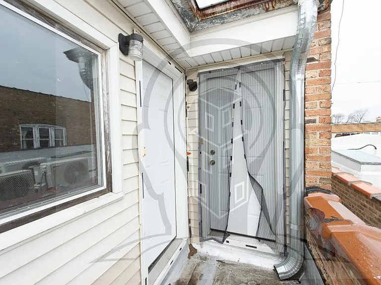 5222 W Belmont Ave #2R — Photo 18
