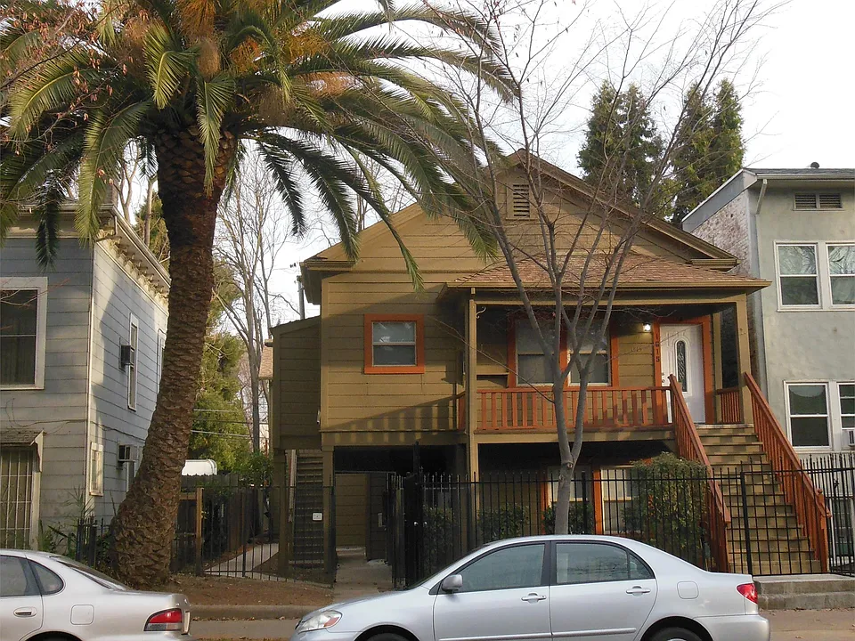 1815 P St #A