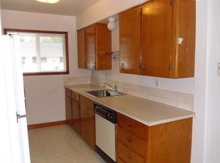 9975 SW Walnut St APT 5, Tigard, OR 97223