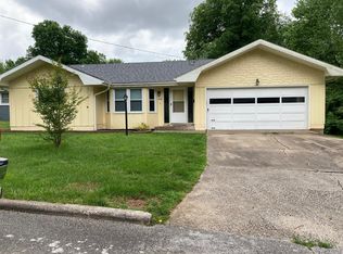 3030 E Loren St, Springfield, MO 65804