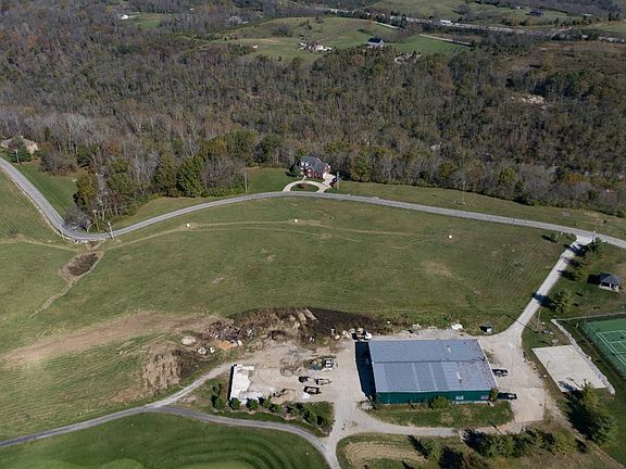 3rd image of 1 Avawam Dr