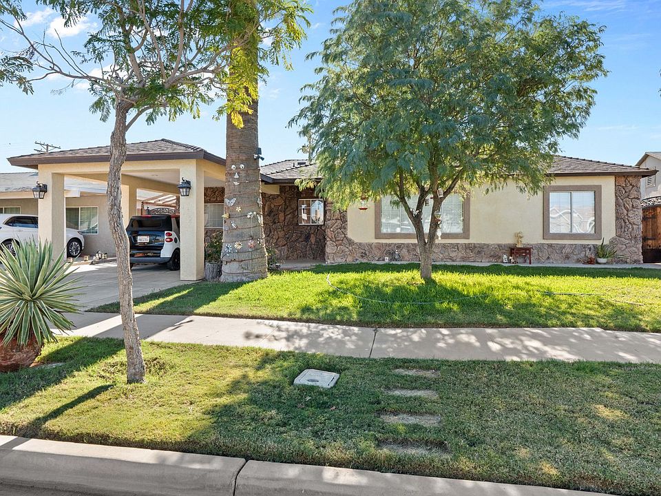 1st image of 877 Oleander Ave