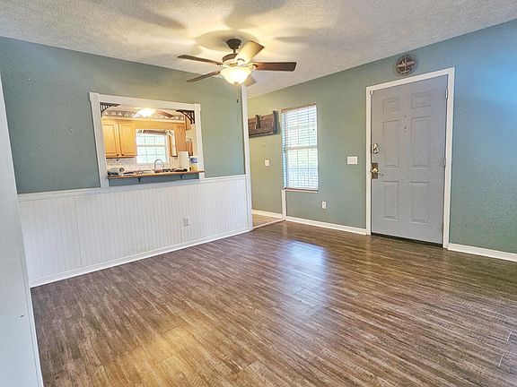3rd image of 5963 Neals Landing Rd