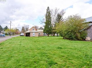 990 E Marquam St, Mount Angel, OR