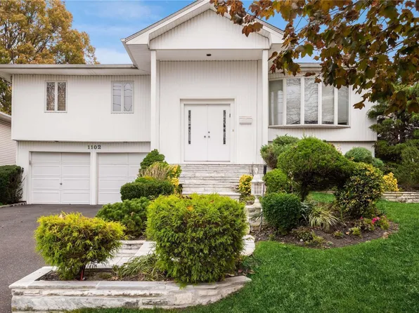 1102 Fordham Lane, Woodmere, NY 11598