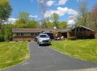 6952 Sandalwood Dr, Bloomfield Hills, MI