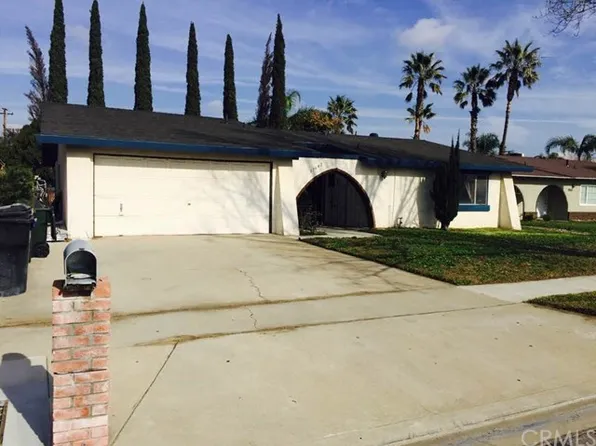 17642 Orchid Dr, Fontana, CA 92335