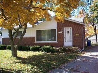 8669 Terri Dr, Westland, MI 48185