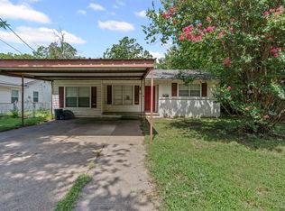 608 N Wood St, Cleburne, TX 76033