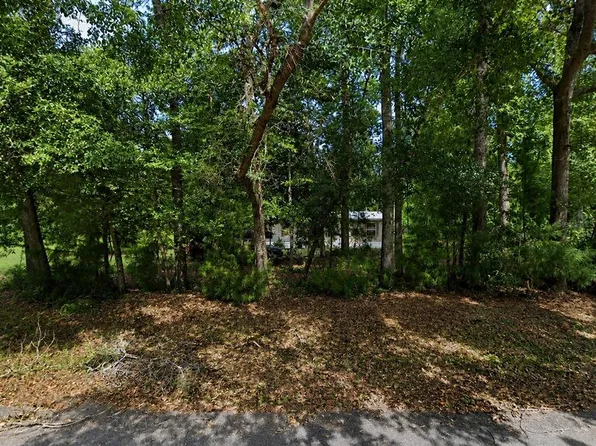 20 McMahan Dr, Crawfordville, FL 32327