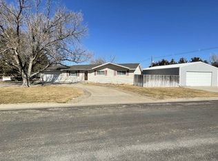 201 Willow Rd, Goodland, KS 67735