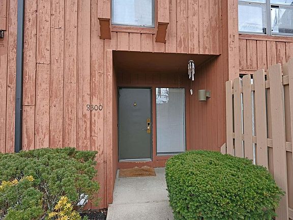 2nd image of 8300 Coppernail Way