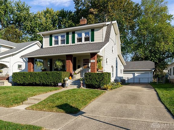 2nd image of 1325 Ashland Ave