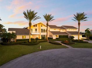 1207 Commodore Dr, New Smyrna Beach, FL 32168