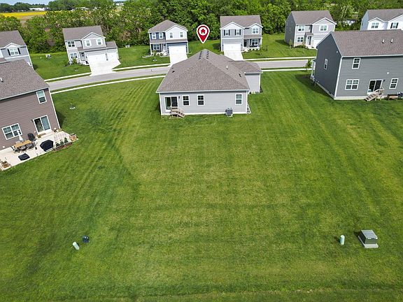 3rd image of 138 Avery Pl