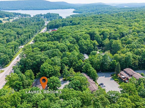 2nd image of 5 Laurel Brook Dr #5