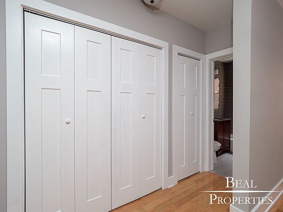 4th image of 1347 N Dearborn St APT 506