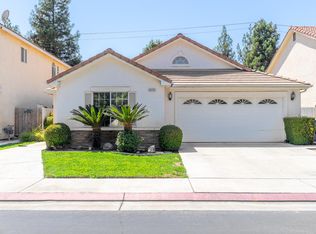 6439 N Leslie Ln, Fresno, CA