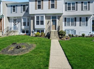 11204 Barnswallow Pl APT D, Waldorf, MD