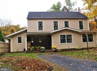221 Twilight Trl, Bangor, PA 18013
