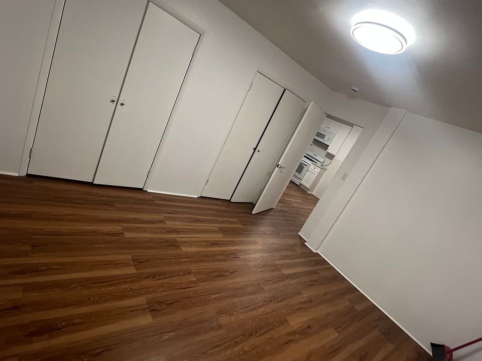 1st image of 102 Burhans Ave #1