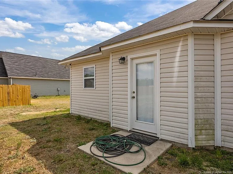 157 Presley St — Photo 43