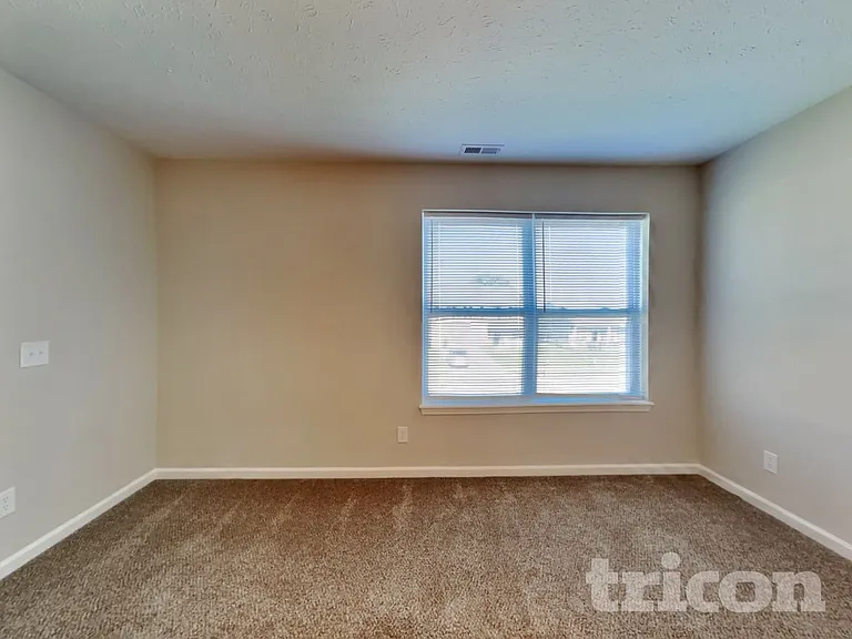 1105 Tomahawk Pl — Photo 6
